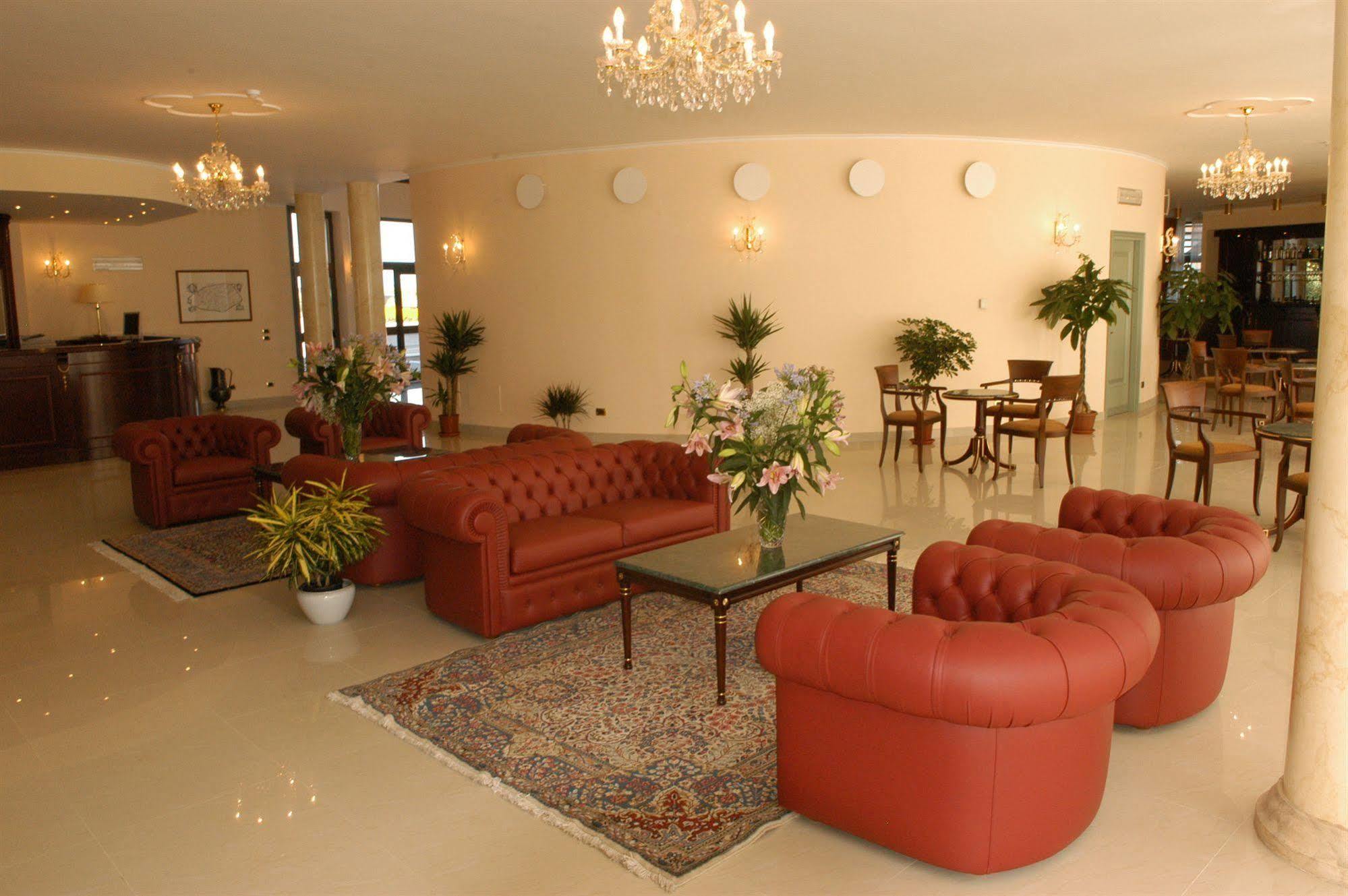 Pilgrim's Hotel 3*